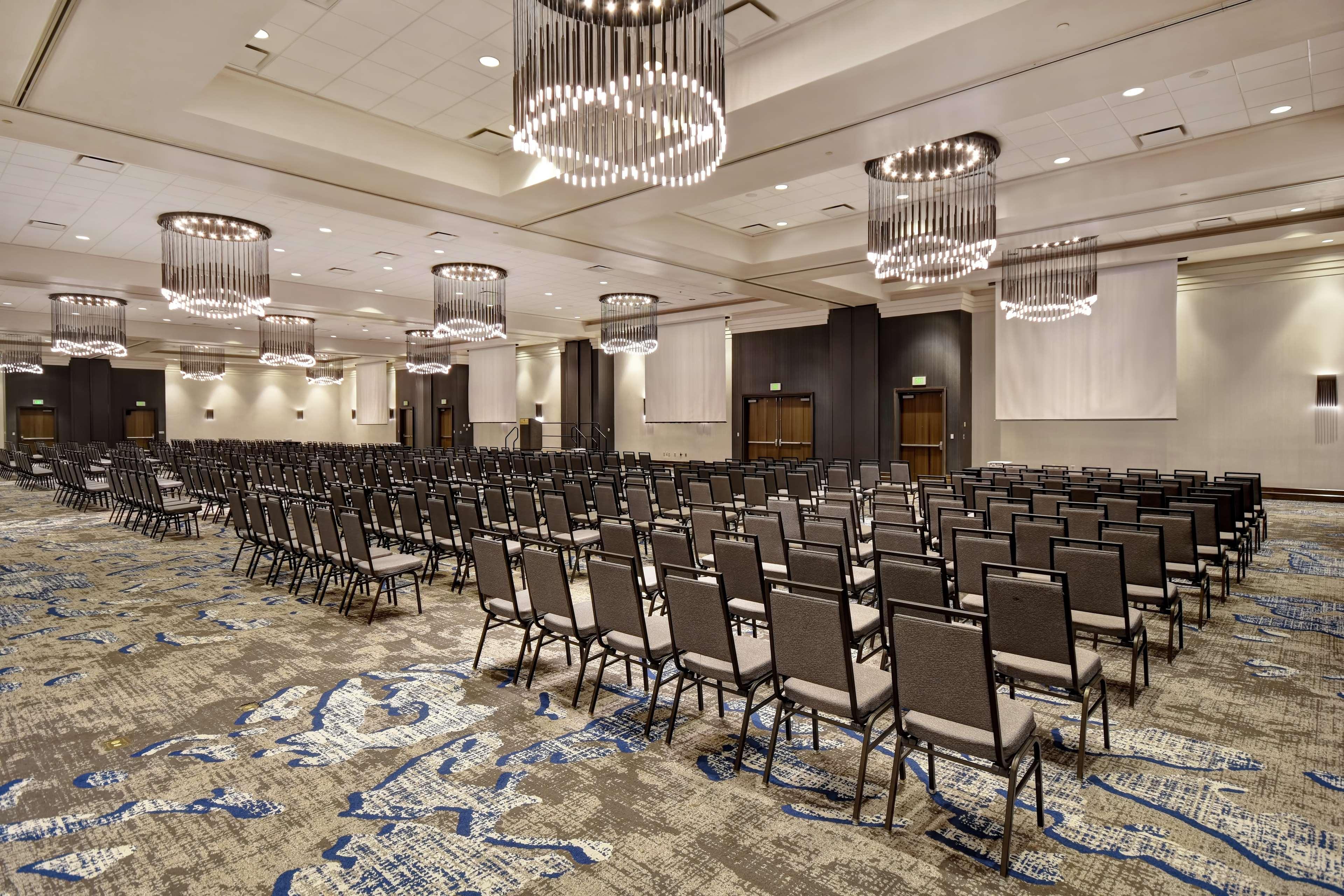 Embassy Suites By Hilton Raleigh Durham Research Triangle Cary Dış mekan fotoğraf